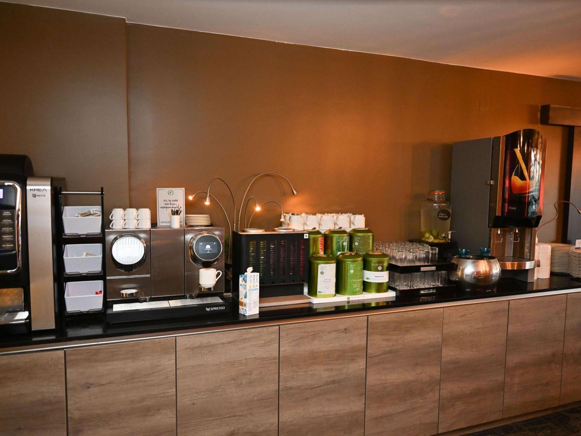 Mercure Brignoles Golf De Barbaroux & Spa מראה חיצוני תמונה